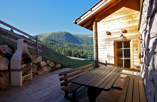 Obereggen Ski Chalet | Chalet, alpine hut, ski hut in the middle of the ski area, vacation apartment