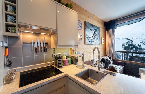 Avoriaz Ski Chalet | Chalet Ardoisière - Luxury 4 bed ski chalet by Avoriaz Chalets