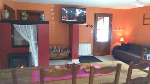 Xonrupt-Longemer Ski Chalet | Chalet au bord du lac de Longemer