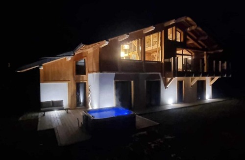 Les Tines Ski Chalet | Chalet avec jacuzzi et animaux admis, vue Mont-Blanc - FR-1-343-259