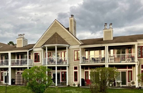 Orford Condo | Chalet Aventure Orford - Cozy condo in beautiful Orford - WiFi, AC, fireplace