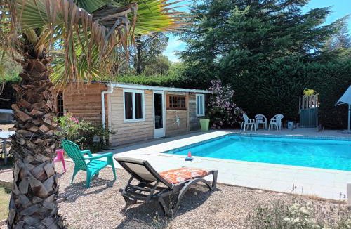 Rognes Apartment | Chalet banane devant piscine, a 6km du festival de piano de la roque d'anthéron