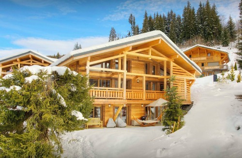 Les Gets Ski Chalet | Chalet Behansa - luxury holiday for 10 cinema room & hot tub - OVO Network