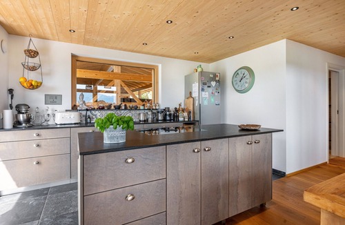 Rimsting House | Chalet Bergblick: Mountain View, Private Terrace & Wi-Fi