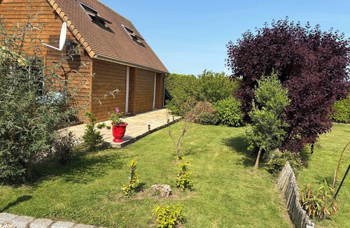 Ambrumesnil Ski Chalet | Chalet between land and sea