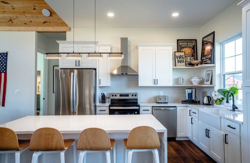 Shenandoah Ski Chalet | Chalet Blanc~New Riverfront chalet~spectacular mountain & river views