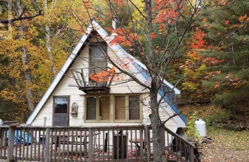 Unorganized North East Parry Sound Cabin | Chalet Blue