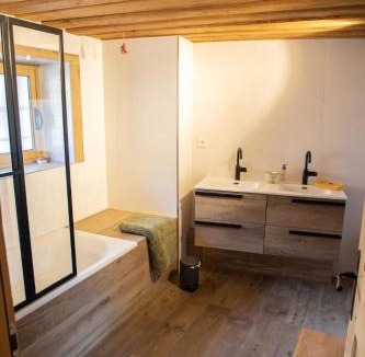 Bozel Ski Chalet | Chalet Bozel 6 people close to Courchevel