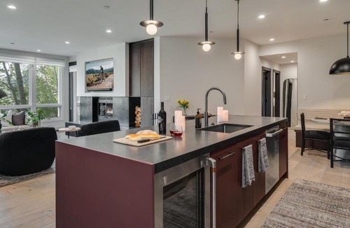 Highlands Townhomes Apartment | Chalet Brio
