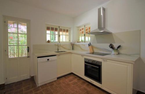 San Juan de Alicante House | Chalet CasaTuris en Urb. La Font Sant Joan d´Alacant CH102