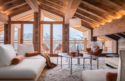 Le Bettaix Ski Chalet | Chalet Celestia - OVO Network