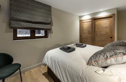 Saint-Martin-de-Belleville Ski Chalet | Chalet Chardon - Chalets for 8 People