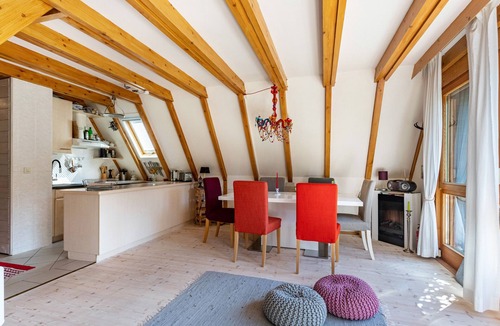 Siegsdorf Ski Chalet | Chalet Charming cottage with garden, nature, stream, forest, tranquility