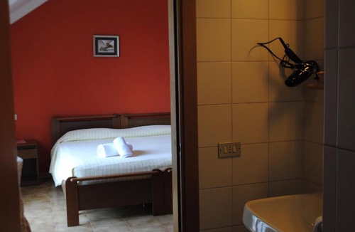 Nogarole Vicentino Hotel | Chalet Clara