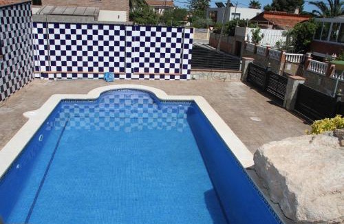 Cambrils House | Chalet con piscina privada en zona tranquila de Cambrils