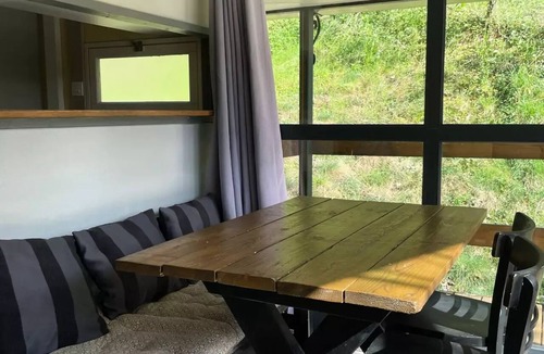 Eclassan Ski Chalet | Chalet Confort TITOM - 2 bedrooms - 25m² - Terrace and Hammock 4 people