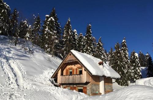 Sutrio Ski Chalet | Chalet Corone Monte Zoncolan