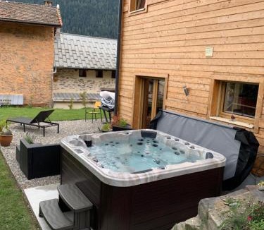 Seez Bed & Breakfast | Chalet Danielle