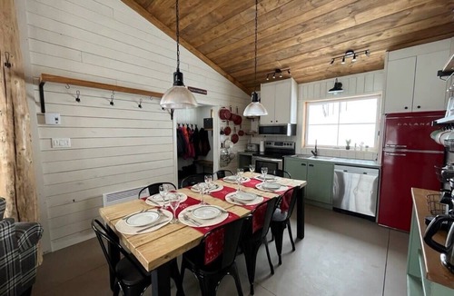 Saint-Philemon Ski Chalet | Chalet de l'Erabliere - Spa & Massif du Sud