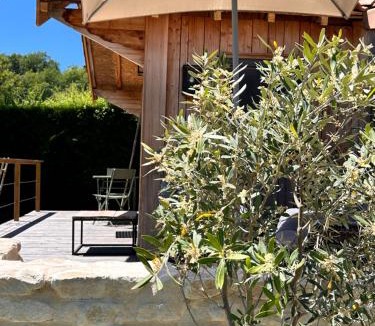 Vesc Bed & Breakfast | Chalet de Mielandre