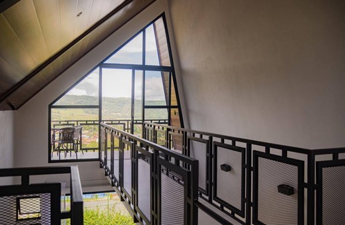 Turrialba Ski Chalet | Chalet Deluxe Plus in Villa Bosque.