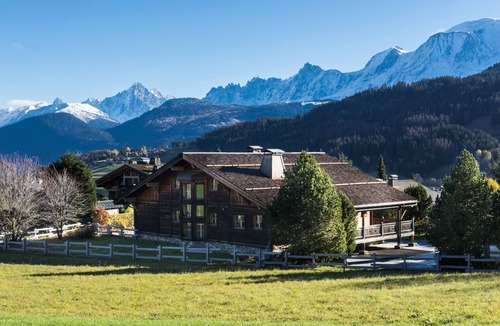 Demi-Quartier Ski Chalet | Chalet Demi-Quartier facing Mont Blanc 6 bedrooms