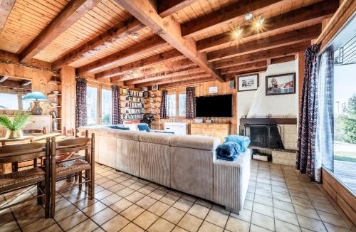 Thollon-les-Memises Ski Chalet | Chalet Des Charmes