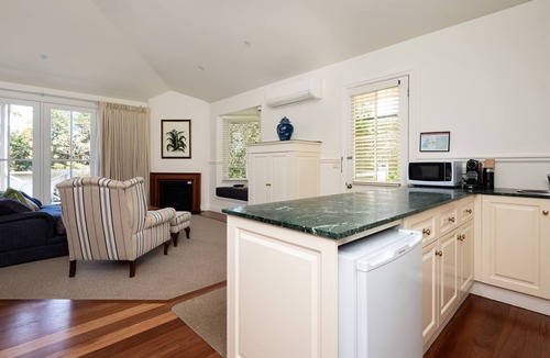 Moorooduc Ski Chalet | Chalet Deux at Woodman Estate