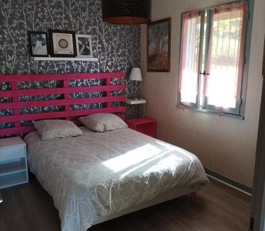 Saint-Brisson House | chalet deux chambres au calme