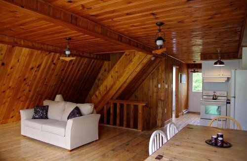 Sainte-Clotilde-de-Beauce Ski Chalet | Chalet du barrage