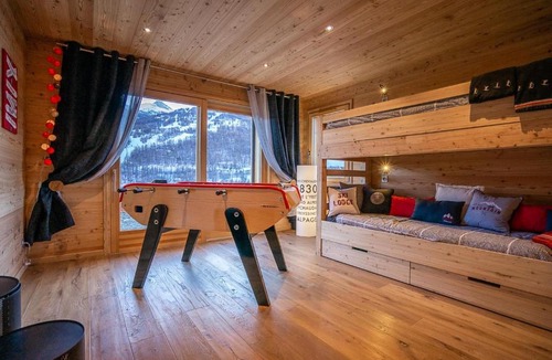 Chantemerle Ski Chalet | Chalet Ecrin