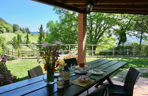 Montescudaio Villa | Chalet Elena in Montescudaio, ground floor with fenced garden