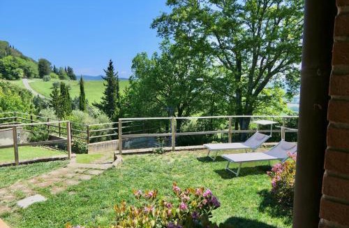 Montescudaio Villa | Chalet Elena in Montescudaio, ground floor with fenced garden