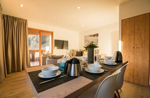 Praz-sur-Arly Ski Chalet | Chalet, fitness, sauna, hammam, terrace, balcony, tv, 200m², Praz sur Arly