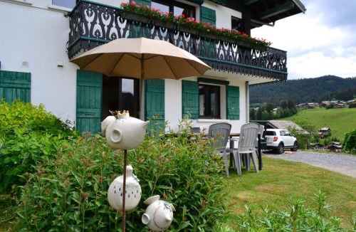 Les Gets Ski Chalet | Chalet Fleur des Alpes 1