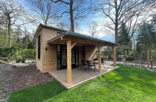 Maarn House | Chalet for 4 persons with a terrace