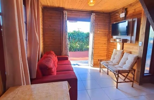 Praia do Rosa Ski Chalet | Chalet for groups 700m from the center of Rosa