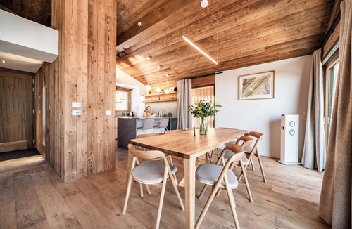Les Houches Ski Chalet | Chalet Foxden, Chamonix Mont Blanc valley