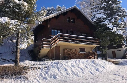 Saint-Michel-de-Chaillol Ski Chalet | Chalet at the foot of the pistes, 180° view