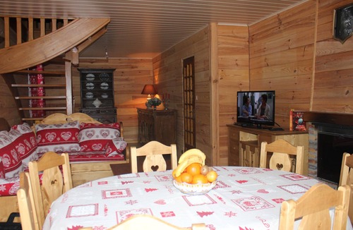 Saint-Pierre-d'Entremont Ski Chalet | Chalet des ORCHIDÉES en Chartreuse