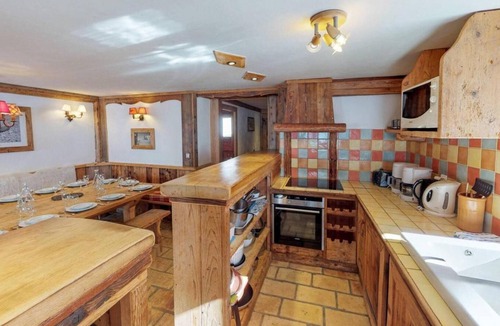 Reberty Ski Chalet | Chalet, Ground floor, view mountain, sauna, balcony, fireplace or stove, tv, ski locker, 213m²