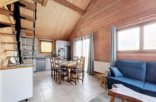 Le Corbier Ski Chalet | Chalet, Ground floor, terrace, tv, ski locker, 75m², Le Corbier