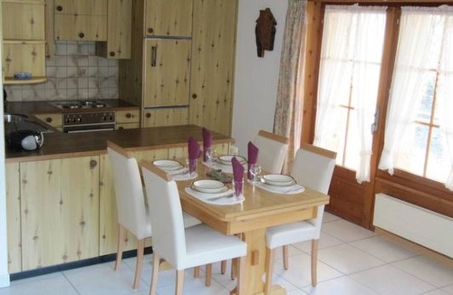 Ravaisch Apartment | Chalet Guardaval, (Samnaun-Compatsch) by Interhome