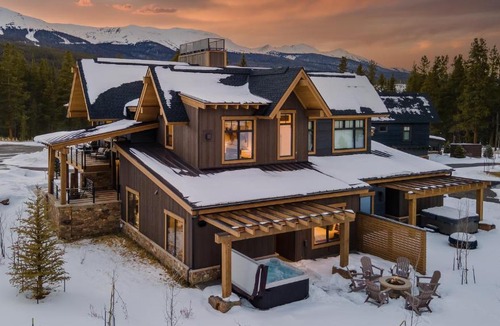 Peak 8 House | Chalet Halara