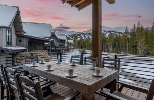 Peak 8 House | Chalet Halara