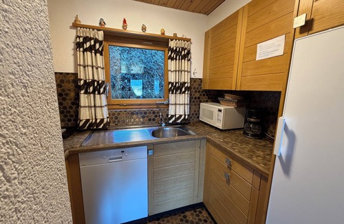 Beatenberg Apartment | Chalet Heide - Holiday apartment for 4 with fantastic alpine views in Beatenberg