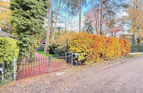 Schonwalde Apartment | Chalet im Wald mit Sauna