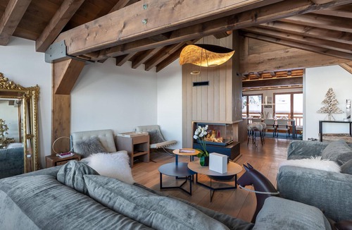 Courchevel Ski Chalet | Chalet in Courchevel Village center for 12 pax with Sauna and Wifi