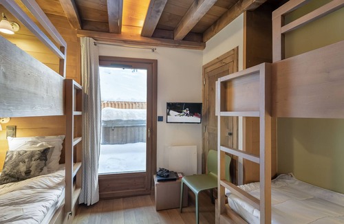 Courchevel Ski Chalet | Chalet in Courchevel Village center for 12 pax with Sauna and Wifi