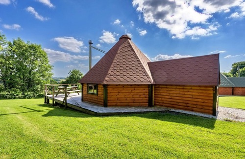 Okehampton Ski Chalet | Chalet in Devon near Roadford Reservoir